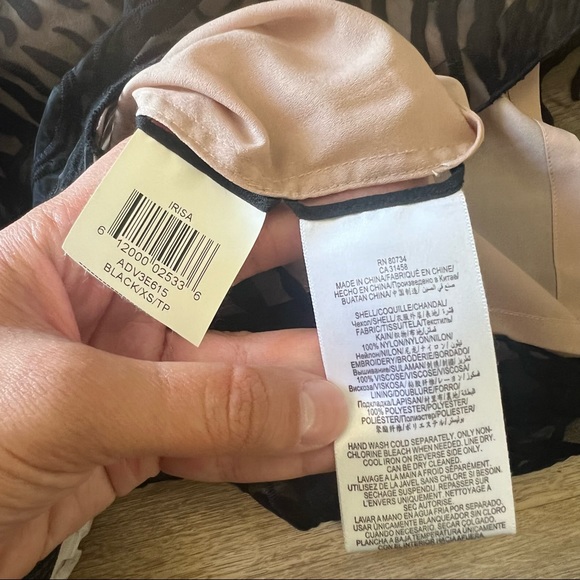 BCBGMAXAZRIA Irisa Lace Skirt XS - Picture 11 of 11